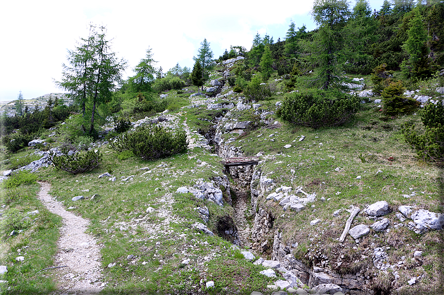 foto Trincee al Pozzo della Scala 